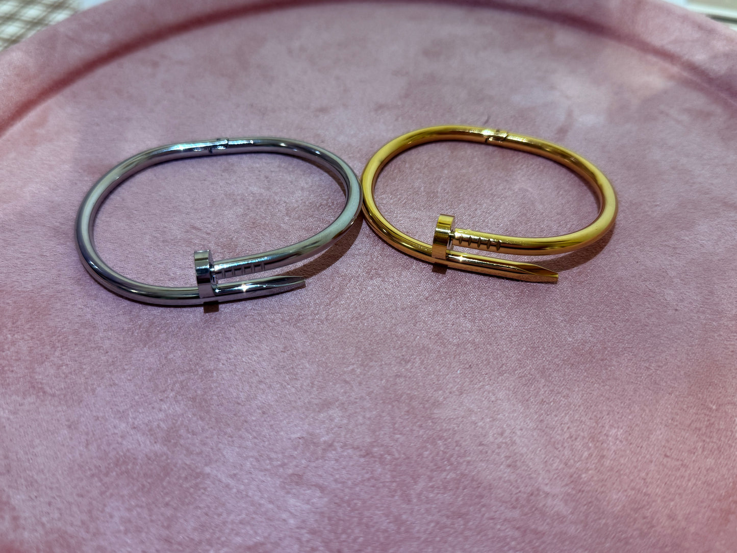 Pulsera Clavo de Acero