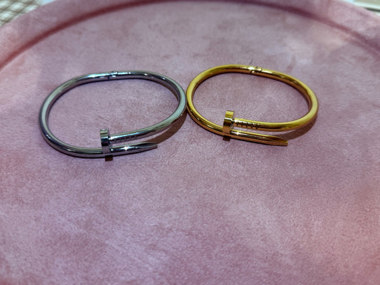 Pulsera Clavo de Acero