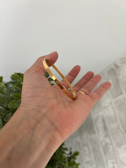 Pulsera fina Cartier