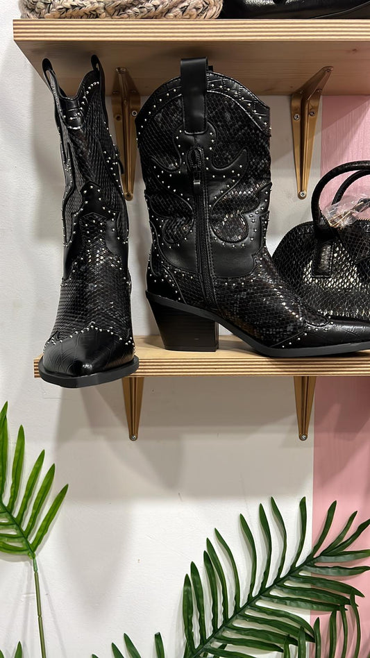 Botín Cow tachuelas